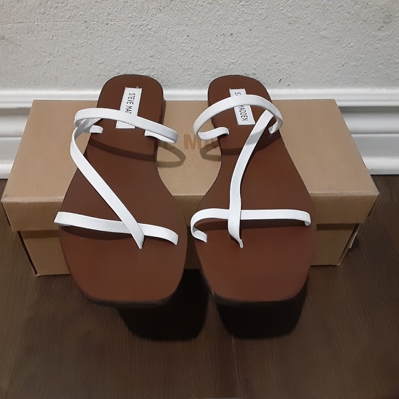 Steve Madden - Picture 4 of 4